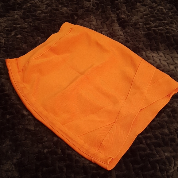 Marciano coral bandage skirt - Picture 3 of 3